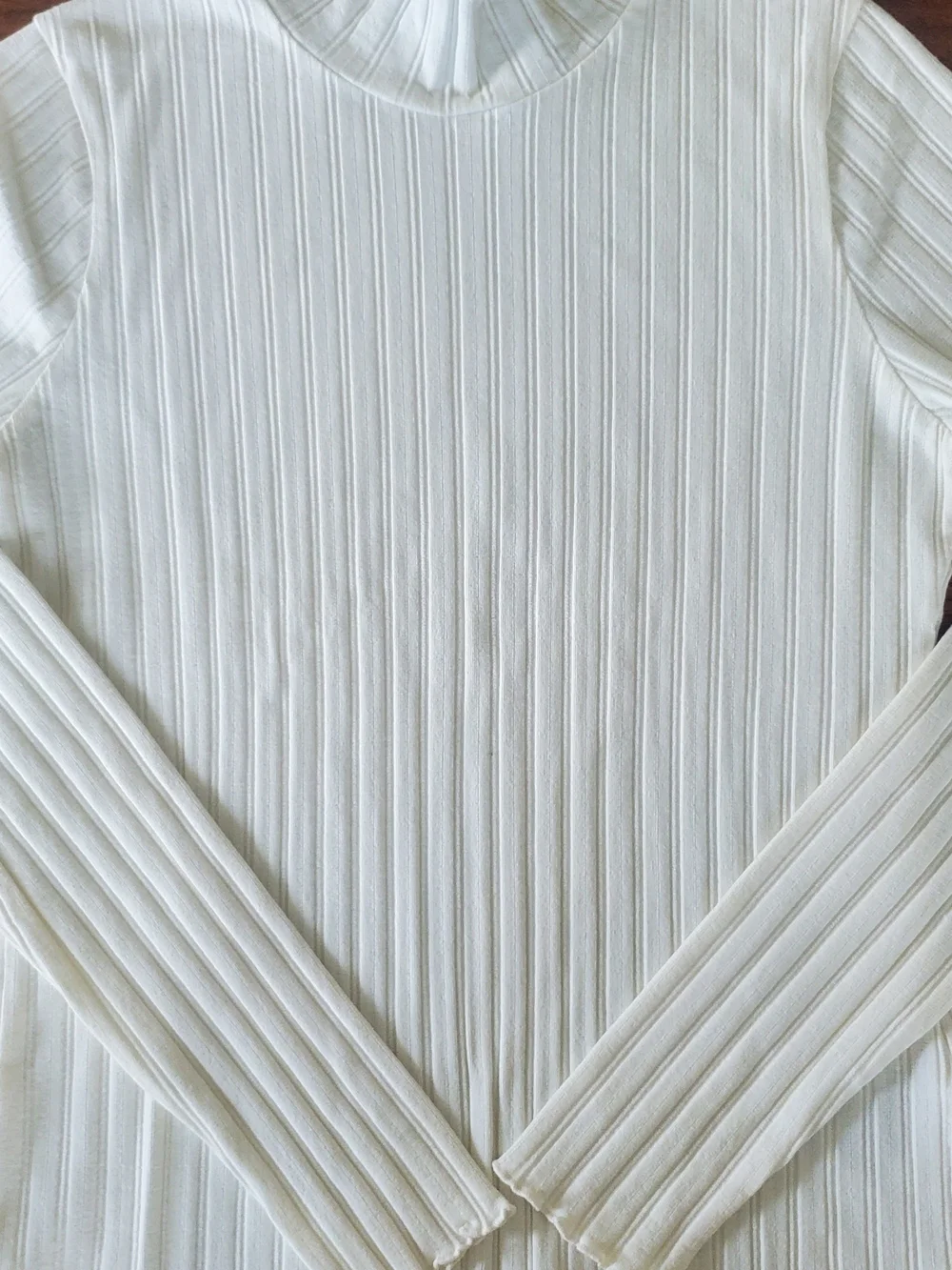 J. Crew Jcrew Ivory Ribbed Mock Neck Ruffle Trim Top New Without Tags Size M